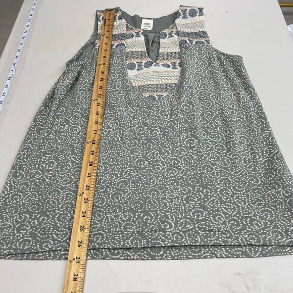 Anthropologie Tiny green bohemian sleeveless blouse women's size Medium - Picture 10 of 11